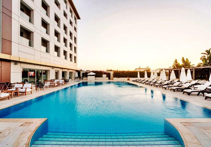 Ada Beach Hotel Karavas  المظهر الخارجي الصورة