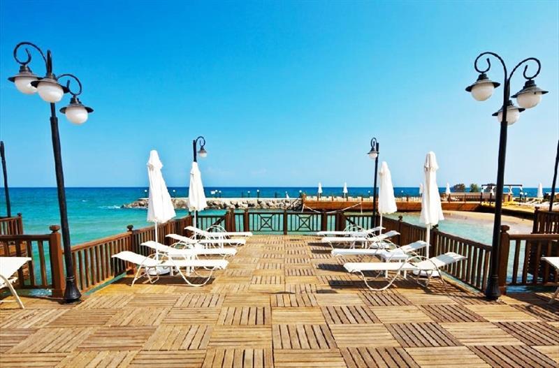 Ada Beach Hotel Karavas  المظهر الخارجي الصورة