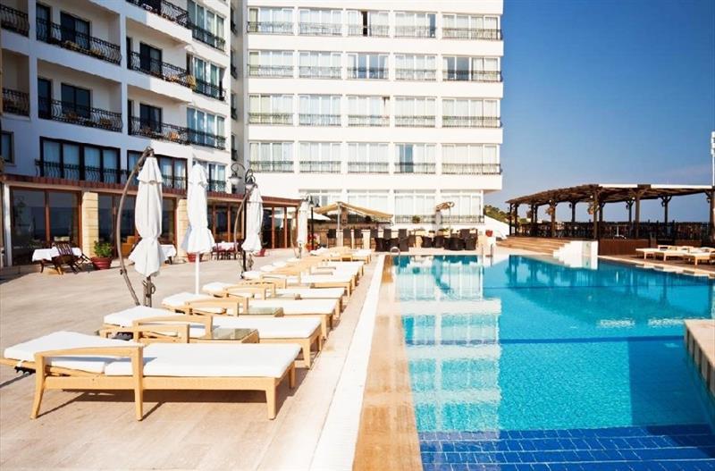 Ada Beach Hotel Karavas  المظهر الخارجي الصورة