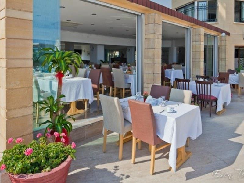Ada Beach Hotel Karavas  المظهر الخارجي الصورة